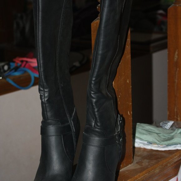 Boots - Picture 1 of 3